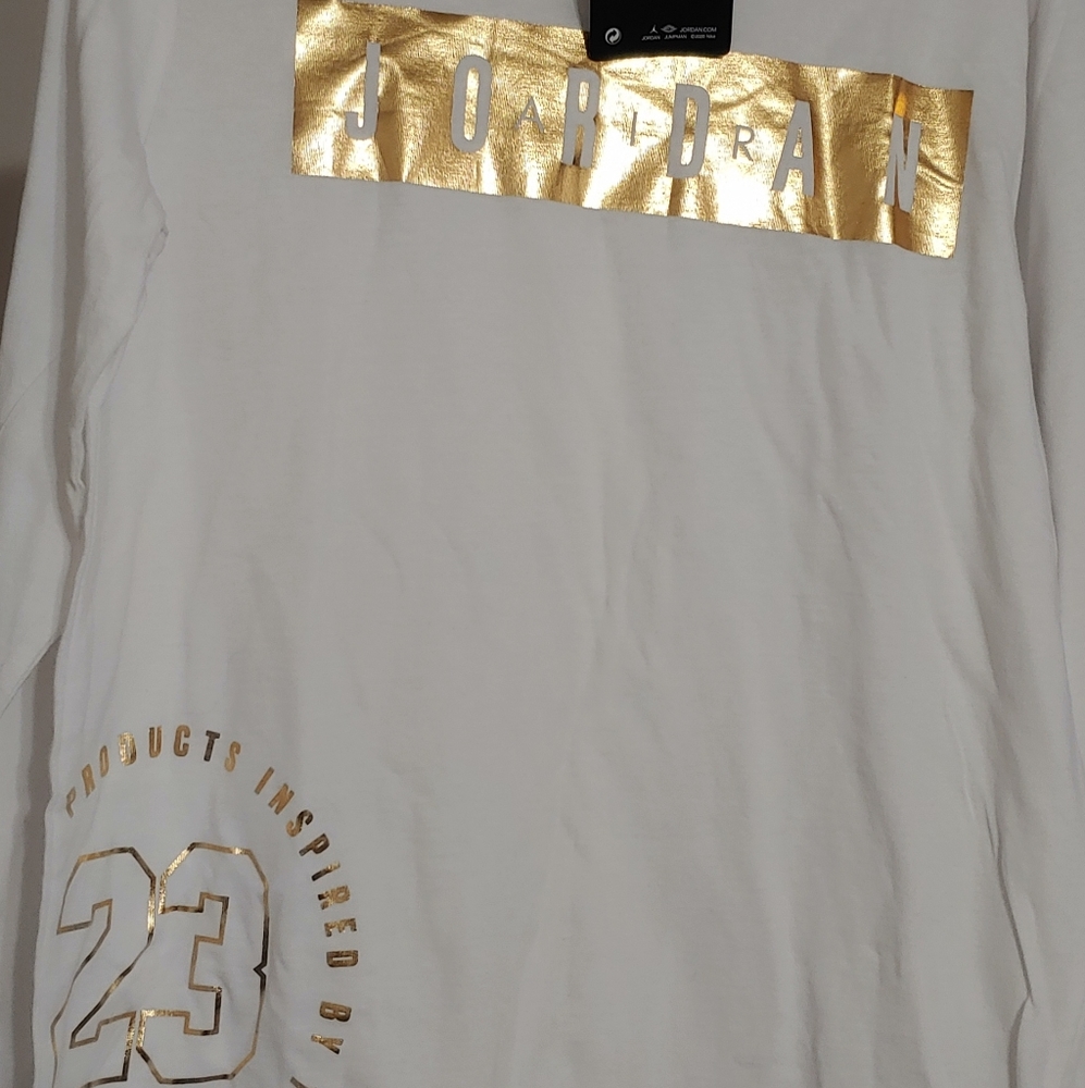 Boys White/Gold Jordan shirt Large